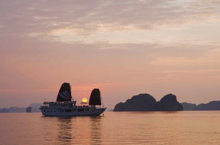 Bhaya Legend 1 Cruise Halong Bay